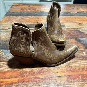Ariat Brown Embroidered Ankle Booties